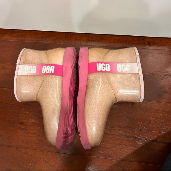 UGG Kids Classic Clear Mini Il boots Waterproof Snow Shoes Pink Combo Size 4 - Picture 4 of 8